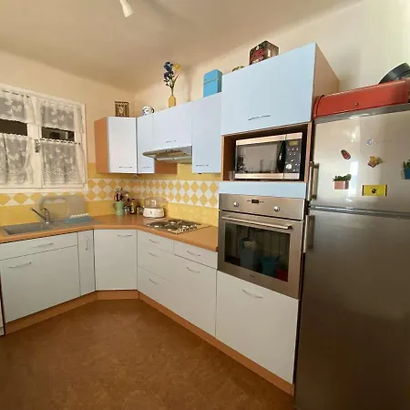 Apartment Pieds Dans L'eau Avec Terrasse Et Superbe Vue Mer, Tiuccia - Fr-1-61-477 *